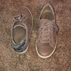 Women’s Naturalizer Sneakers